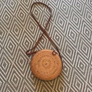 Crossbody wicker purse